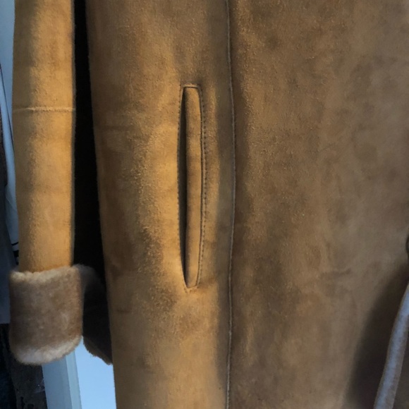 Genuine shearling sheepskin coat. Size large. - Picture 6 of 8